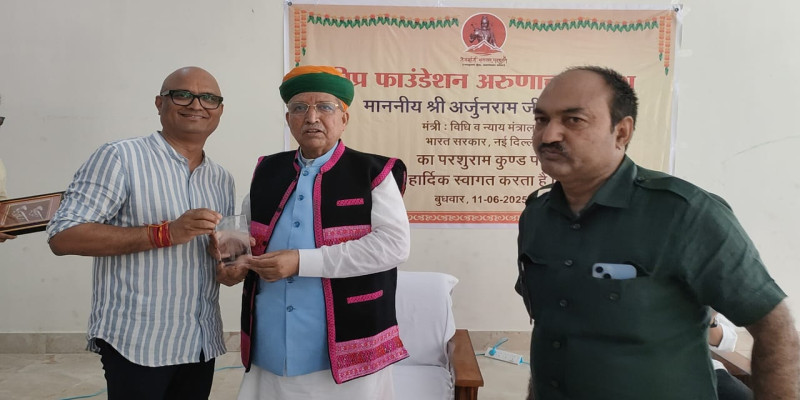 दिव्य मूर्ति स्थापना की प्रगति