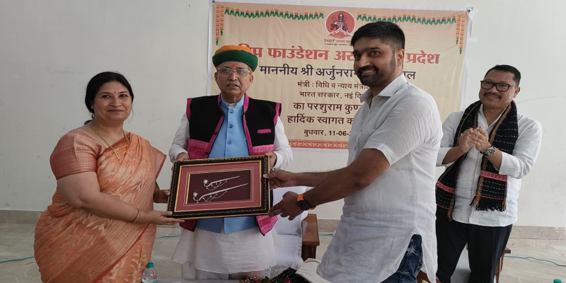 दिव्य मूर्ति स्थापना की प्रगति