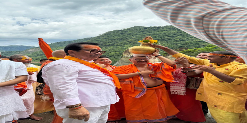 दिव्य मूर्ति स्थापना की प्रगति