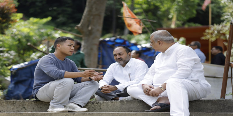 दिव्य मूर्ति स्थापना की प्रगति