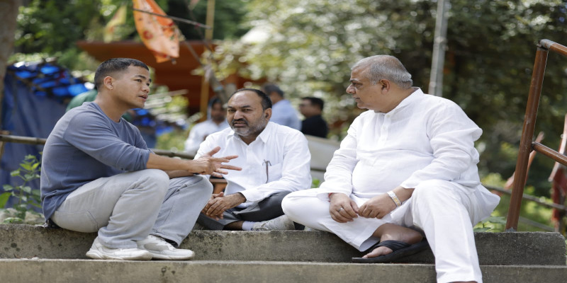 दिव्य मूर्ति स्थापना की प्रगति